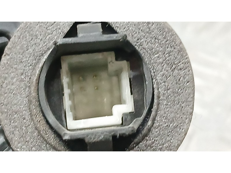 Recambio de cerradura puerta delantera izquierda para renault express furgoneta/monovolumen 1.5 blue dci 95 (f6ab) referencia OE