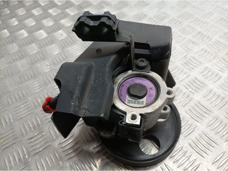 Recambio de bomba direccion para peugeot 206 berlina xr referencia OEM IAM 9631411580 26064217 