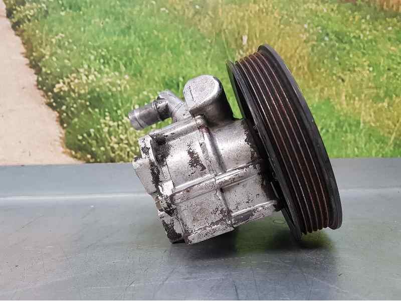 Recambio de bomba direccion para mercedes-benz vito (w638) caja cerrada 110 cdi  (638.094) referencia OEM IAM A0024666901  ZF