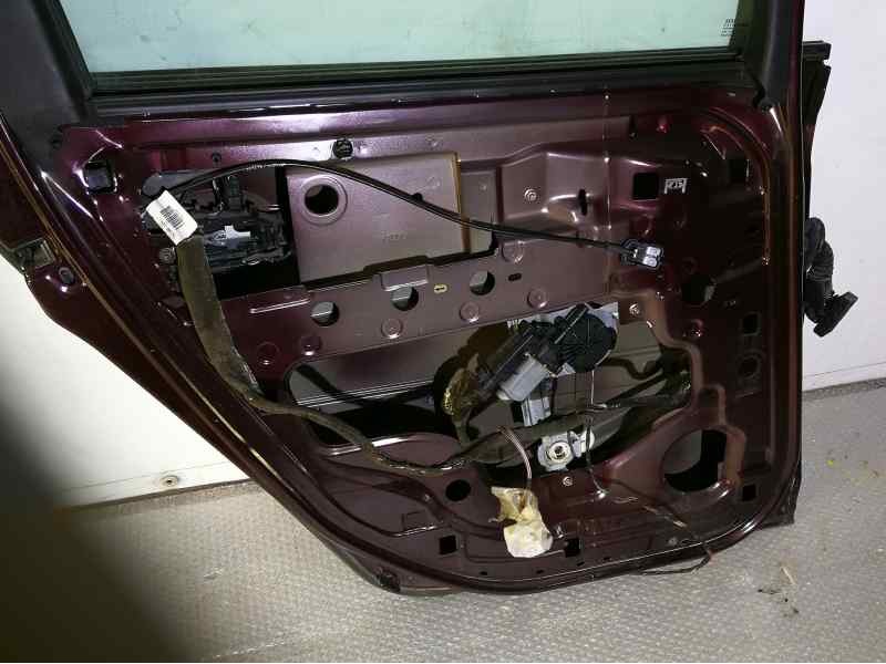 Recambio de puerta trasera izquierda para renault scenic ii authentique referencia OEM IAM   
