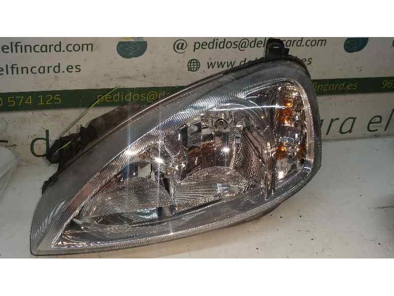 Recambio de faro izquierdo para opel corsa c club referencia OEM IAM   1 PATA ROTA