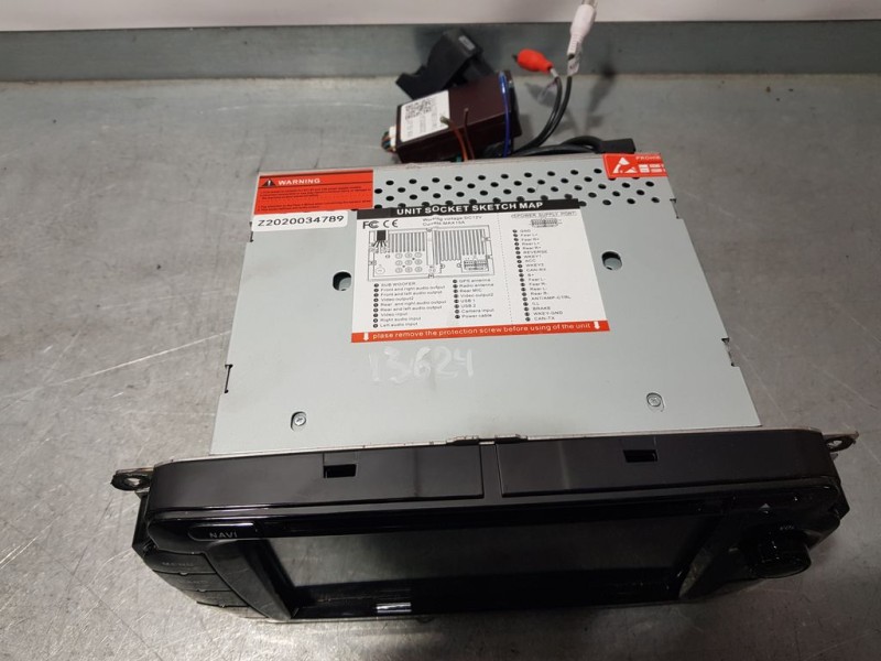 Recambio de sistema navegacion gps para seat ibiza (6j5) reference referencia OEM IAM Z2020034789 NO ES ORIGINAL 