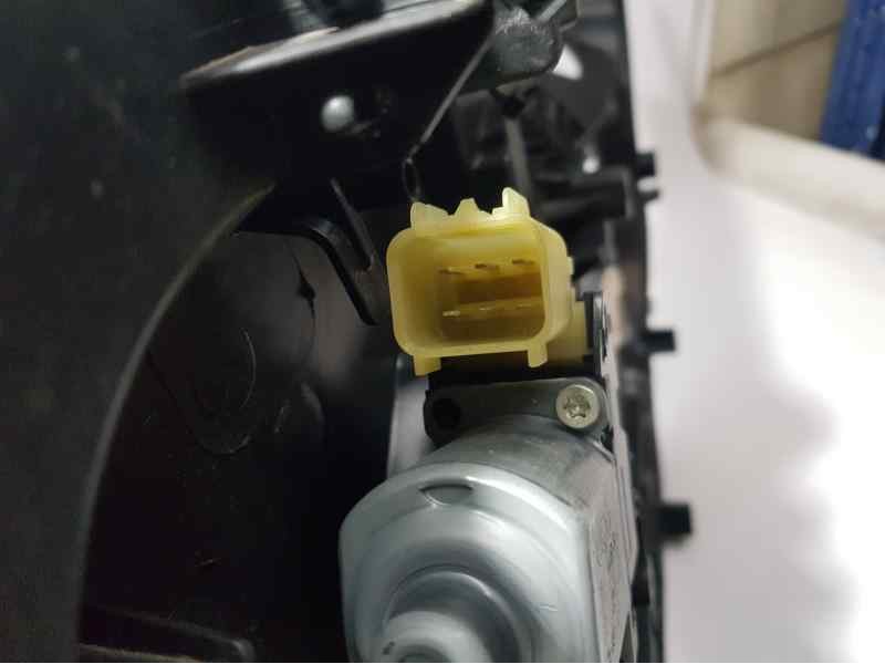 Recambio de elevalunas delantero derecho para ford fiesta (ccn) trend referencia OEM IAM C1BBA045H16AB 6 PINS ELECTRICO