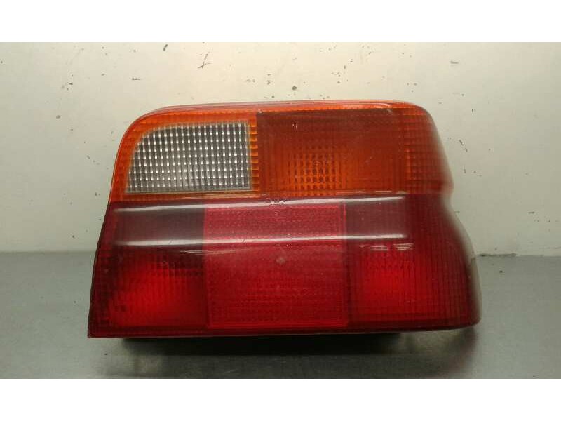 Recambio de piloto trasero derecho para ford orion cl referencia OEM IAM   