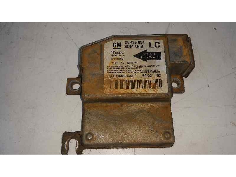 Recambio de airbag delantero izquierdo para opel corsa c club referencia OEM IAM 24439954  