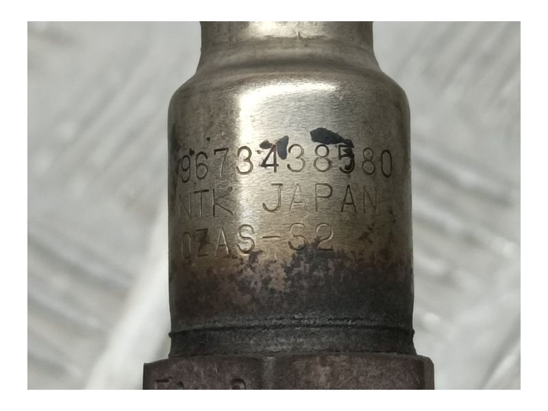 Recambio de sonda lambda para peugeot 108 top allure referencia OEM IAM 9673438580  NTK