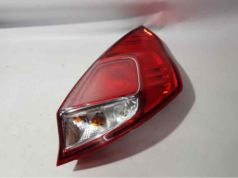 Recambio de piloto trasero derecho para ford fiesta (ccn) trend referencia OEM IAM C1BB13404A  