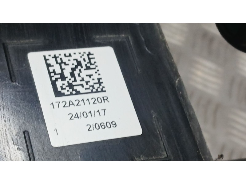Recambio de deposito adblue para renault express furgoneta/monovolumen 1.5 blue dci 95 (f6ab) referencia OEM IAM 172A21120R  172