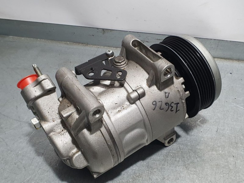 Recambio de compresor aire acondicionado para citroën c5 aircross feel referencia OEM IAM 982752918002 211335372 VALEO