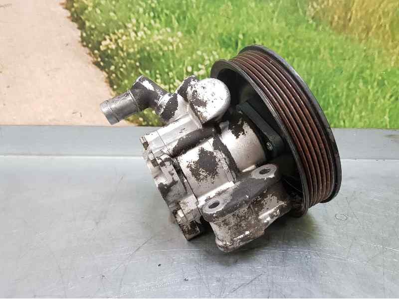 Recambio de bomba direccion para mercedes-benz vito (w638) caja cerrada 110 cdi  (638.094) referencia OEM IAM A0024667001  