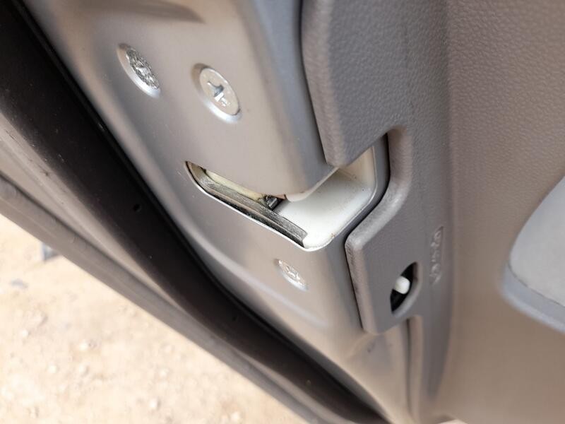 Recambio de cerradura puerta trasera izquierda para honda insight (ze_) 1.3 ima (ze28, ze2) referencia OEM IAM 72650TM8G01  