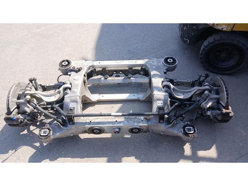 Recambio de puente trasero para bmw ix (i20) xdrive 50 referencia OEM IAM 688943414 COMPLETO CON MECANICA 
