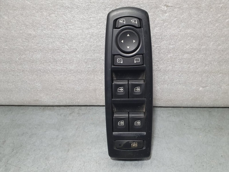 Recambio de mando elevalunas delantero izquierdo para renault laguna iii bose edition referencia OEM IAM 809610006R  