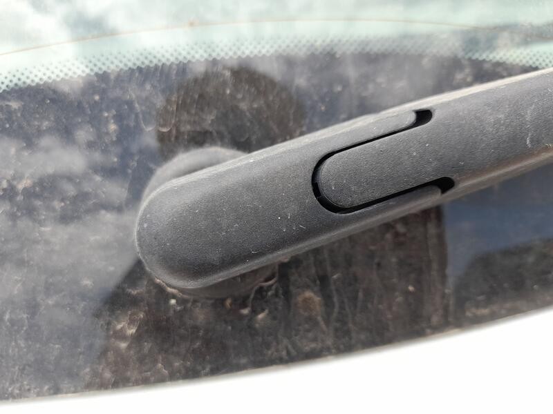 Recambio de motor limpia trasero para renault zoe ze 0 referencia OEM IAM 287105483R  