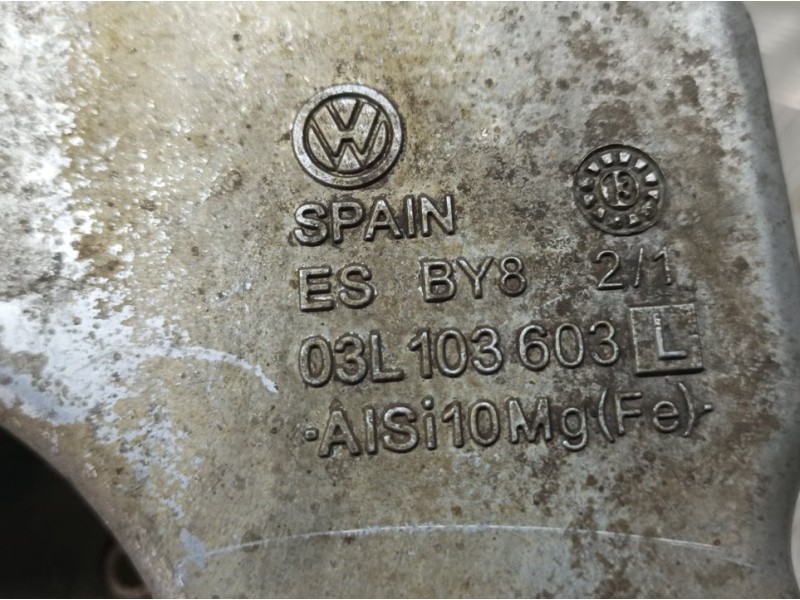 Recambio de carter para volkswagen crafter caja cerrada 2.0 tdi referencia OEM IAM 03L103603L  