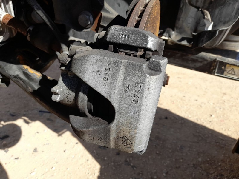 Recambio de pinza freno delantera izquierda para renault captur ii (hf_) 1.0 tce 90 eco-g (hfm6) referencia OEM IAM 410116158R  