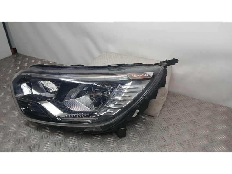 Recambio de faro izquierdo para renault express furgoneta/monovolumen 1.5 blue dci 95 (f6ab) referencia OEM IAM 260600331R VARRO