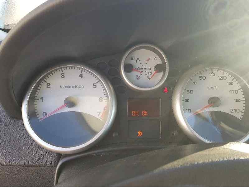 Recambio de cuadro instrumentos para peugeot 207 confort referencia OEM IAM 9666132380 VDO A2C53337652