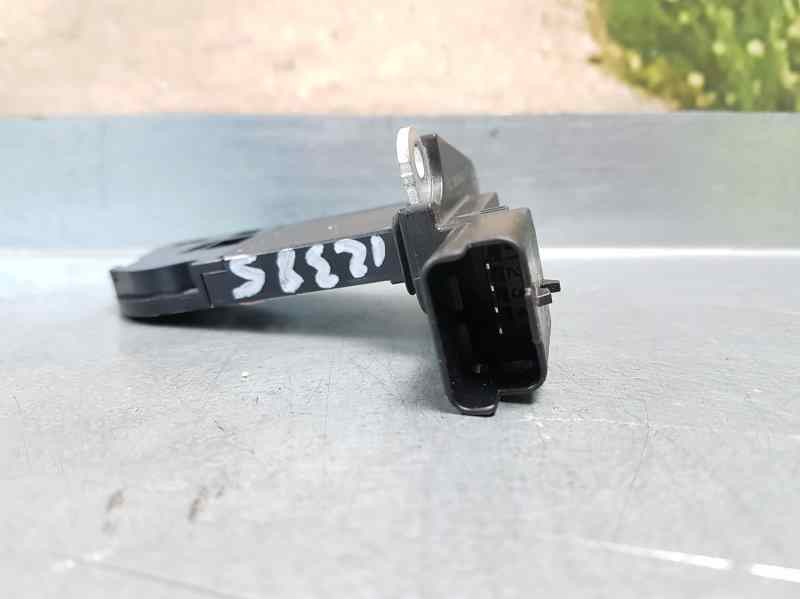 Recambio de caudalimetro para peugeot 208 style referencia OEM IAM 9677093080 AFH50M27 HITACHI