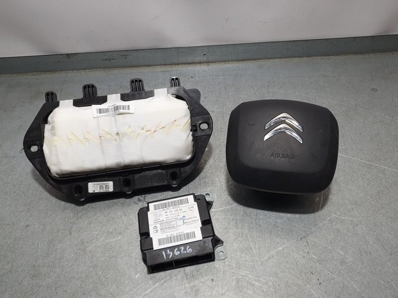 Recambio de kit airbag para citroën c5 aircross feel referencia OEM IAM 9823741880  