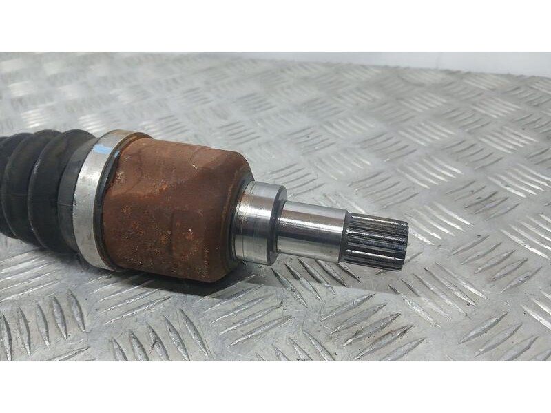 Recambio de transmision delantera izquierda para citroën c3 selection referencia OEM IAM 9685233780  