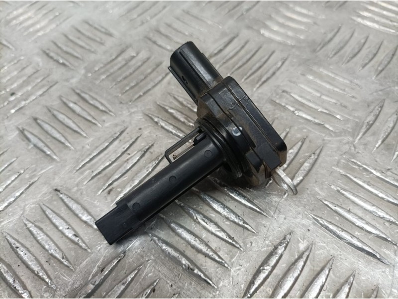 Recambio de caudalimetro para toyota yaris hybrid advance referencia OEM IAM 222040V020 1974005380 DENSO