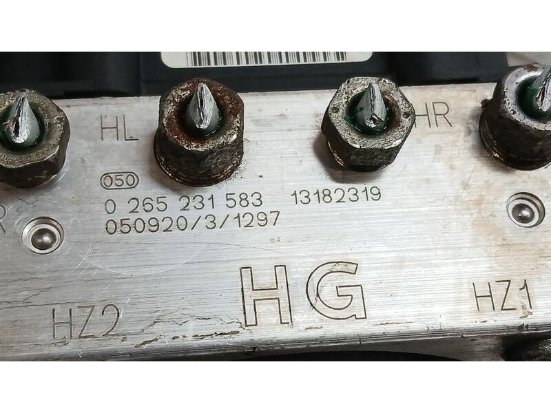 Recambio de abs para opel corsa c essentia referencia OEM IAM 13182319  0265231583