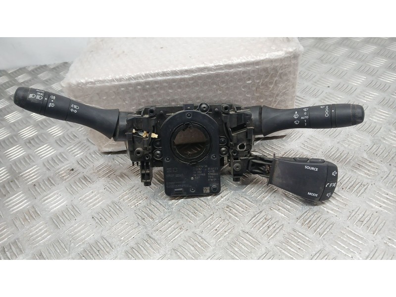 Recambio de mando luces y limpia para renault express furgoneta/monovolumen 1.5 blue dci 95 (f6ab) referencia OEM IAM 255676114R