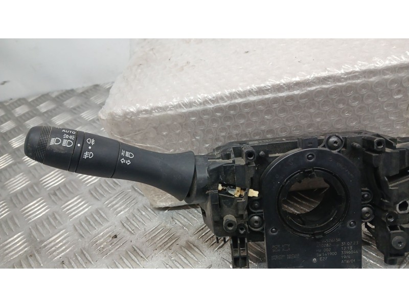 Recambio de mando luces y limpia para renault express furgoneta/monovolumen 1.5 blue dci 95 (f6ab) referencia OEM IAM 255676114R