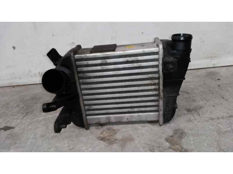Recambio de intercooler para audi a4 berlina (8e) 3.0 tdi quattro (150kw) referencia OEM IAM   IZQ