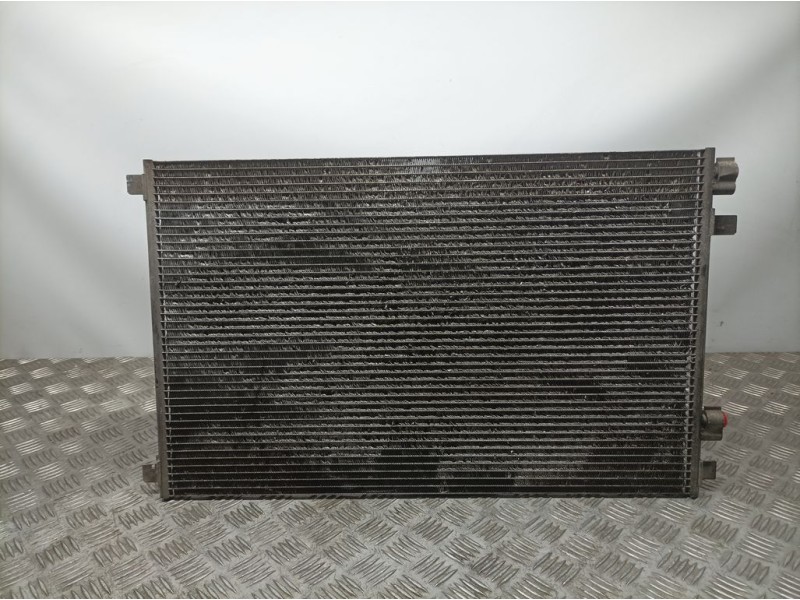 Recambio de condensador / radiador aire acondicionado para renault scenic ii luxe privilege referencia OEM IAM 8200115543  