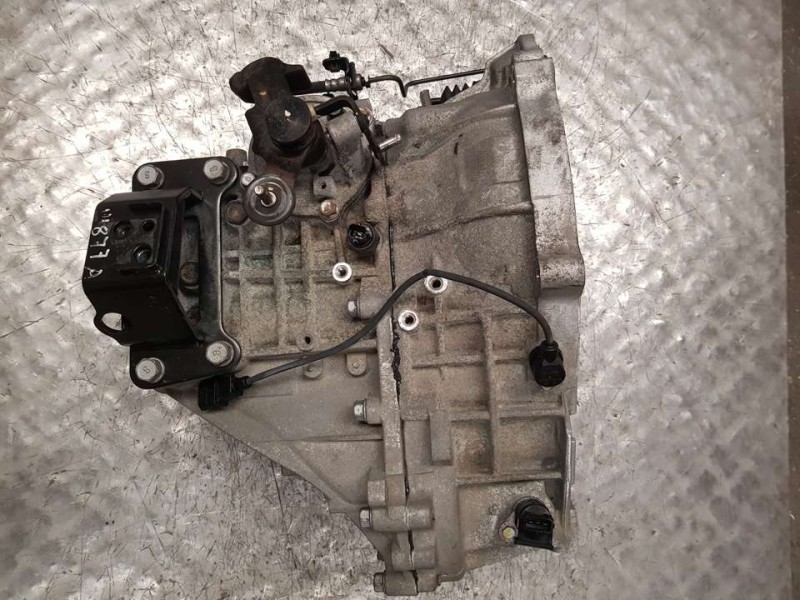 Recambio de caja cambios para hyundai i30cw comfort referencia OEM IAM WAJ6C 4300032350  428845 6VELOCIDADES