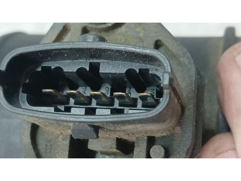 Recambio de caudalimetro para opel corsa c essentia referencia OEM IAM 24439252 BOSCH 0281002549