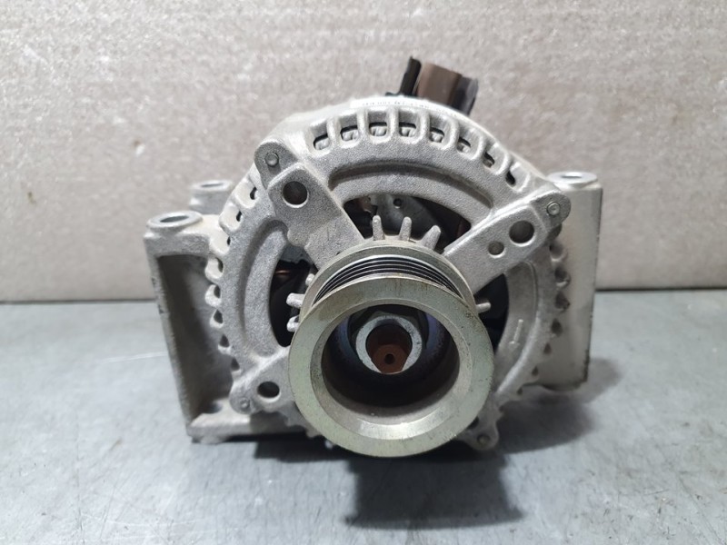 Recambio de alternador para opel astra k lim. 5türig business referencia OEM IAM 13587304B MS1042118550 DENSO