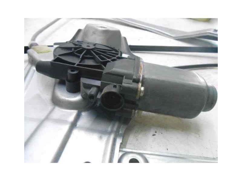 Recambio de elevalunas delantero derecho para renault clio iii confort dynamique referencia OEM IAM 400861D  ELECTRICO