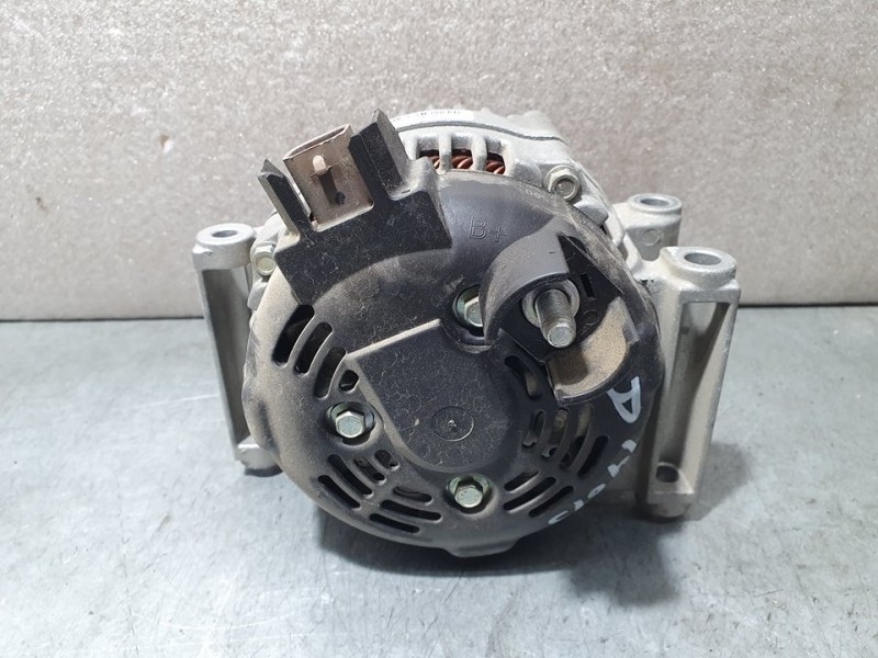 Recambio de alternador para opel astra k lim. 5türig business referencia OEM IAM 13587304B MS1042118550 DENSO