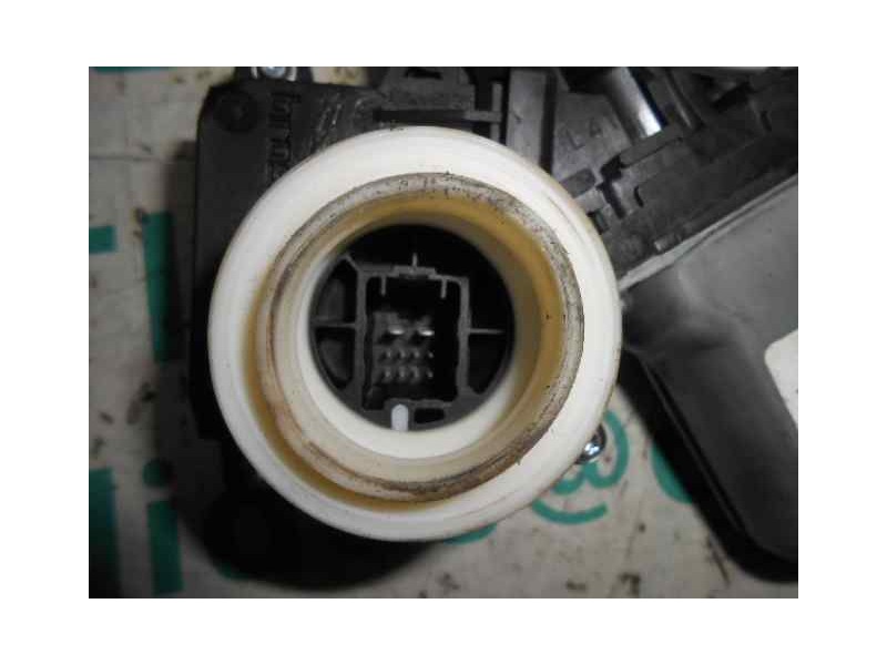 Recambio de elevalunas trasero derecho para toyota auris active referencia OEM IAM   ELECTRICO
