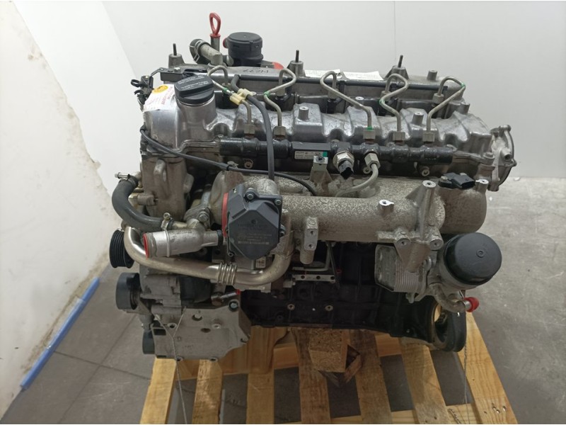 Recambio de motor completo para ssangyong rodius xdi referencia OEM IAM 665926  12543687