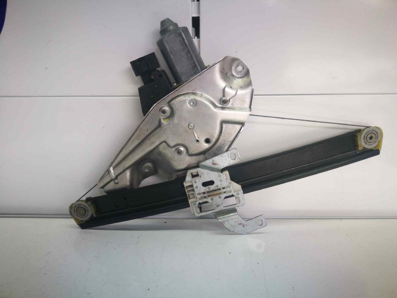 Recambio de elevalunas trasero izquierdo para audi a6 berlina (4b2) referencia OEM IAM 4B0839397B 8 PINS 