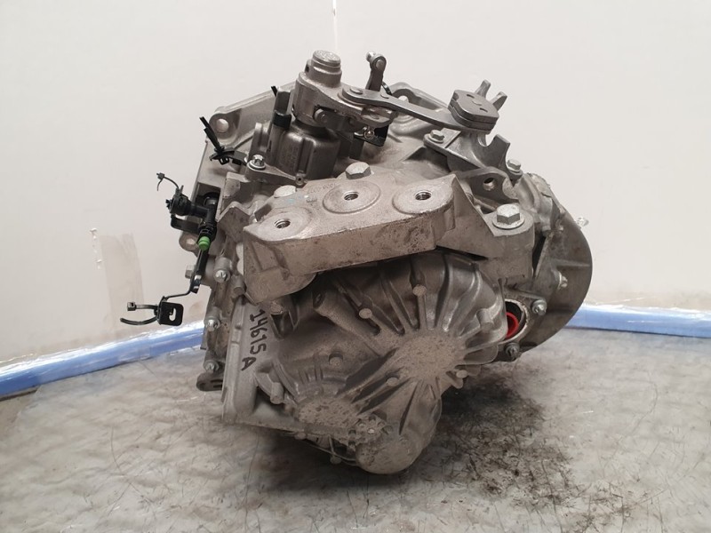 Recambio de caja cambios para opel astra k lim. 5türig business referencia OEM IAM M320LW0 33501A6 6VELOCIDADES