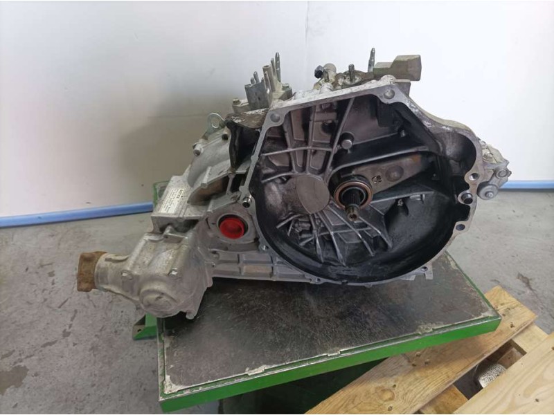 Recambio de caja cambios para honda cr-v (rd8) ls referencia OEM IAM MBE9 2006494 C/DIFERENCIAL DEL 5VELOCIDADES
