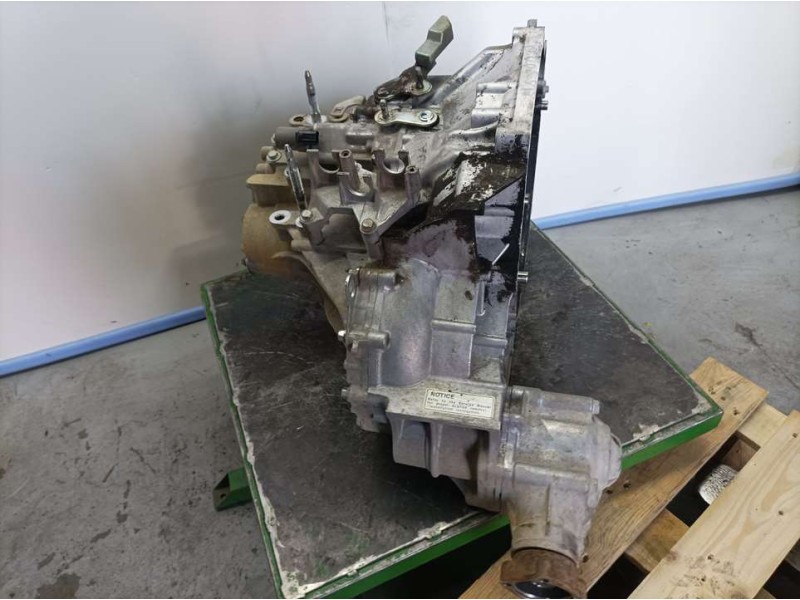 Recambio de caja cambios para honda cr-v (rd8) ls referencia OEM IAM MBE9 2006494 C/DIFERENCIAL DEL 5VELOCIDADES