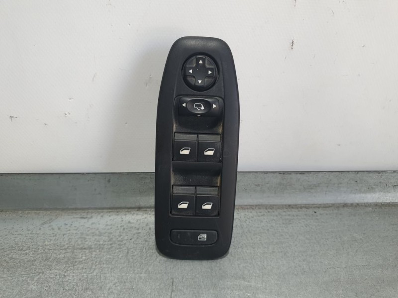 Recambio de mando elevalunas delantero izquierdo para peugeot 2008 (--.2013) 1.5 blue hdi referencia OEM IAM   