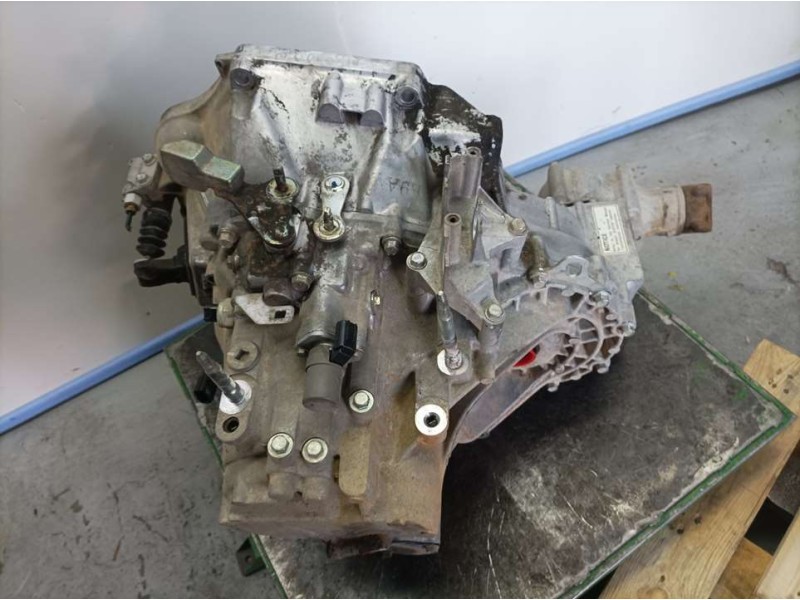 Recambio de caja cambios para honda cr-v (rd8) ls referencia OEM IAM MBE9 2006494 C/DIFERENCIAL DEL 5VELOCIDADES