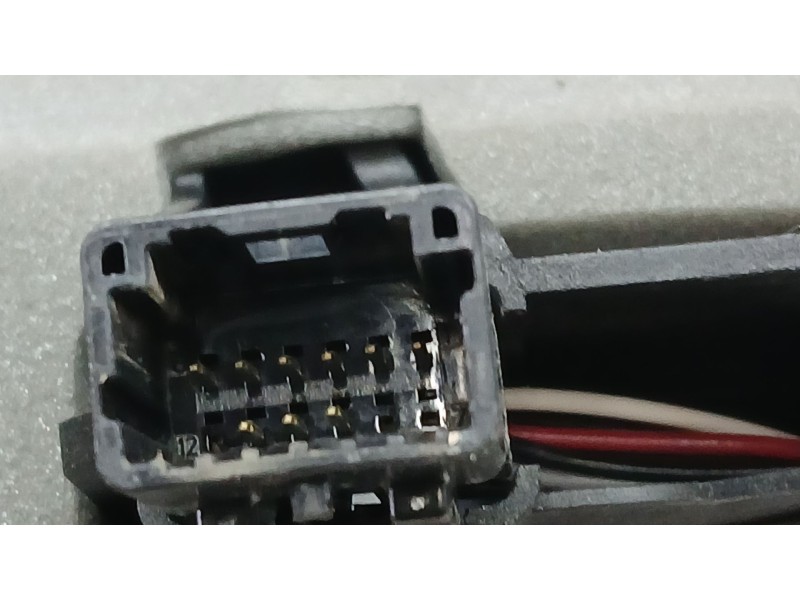 Recambio de retrovisor derecho para renault zoe ze 0 referencia OEM IAM 963017272R ELECTRICO ROZADO 9 PINS 