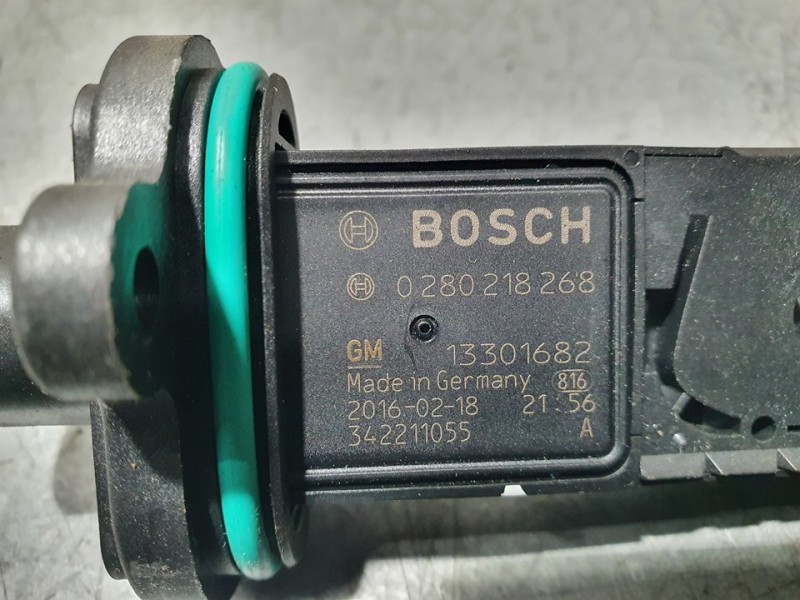 Recambio de caudalimetro para opel astra k lim. 5türig business referencia OEM IAM 13301682 0280218268 BOSCH