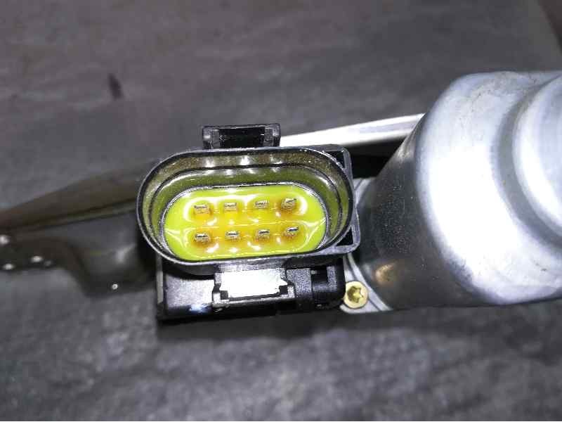 Recambio de elevalunas trasero derecho para audi a6 berlina (4b2) referencia OEM IAM 4B0839398B 8 PINS ELECTRICO BROSE