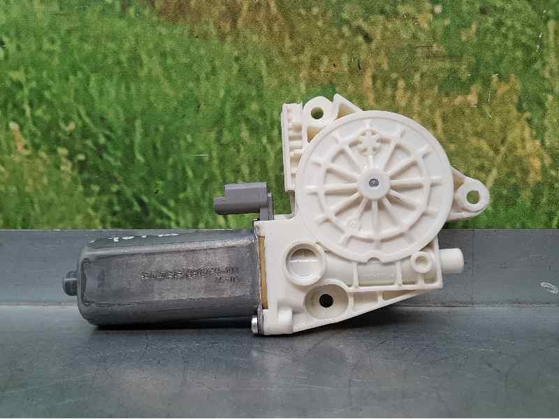 Recambio de motor elevalunas delantero derecho para peugeot 307 (s1) xs referencia OEM IAM   2 PINS