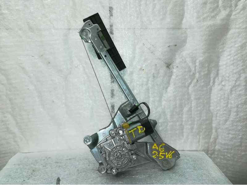 Recambio de elevalunas trasero derecho para audi 100 berlina (c4) referencia OEM IAM SIN REF. 2 PINS ELECTRICO 