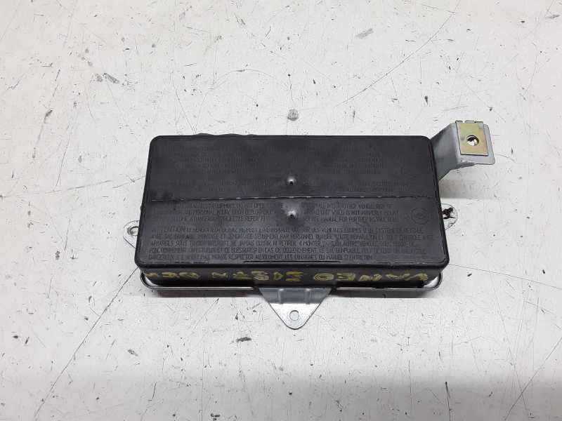 Recambio de airbag lateral derecho para mercedes-benz vaneo (w414) furgoneta compacta cdi (414.700) referencia OEM IAM 002704243